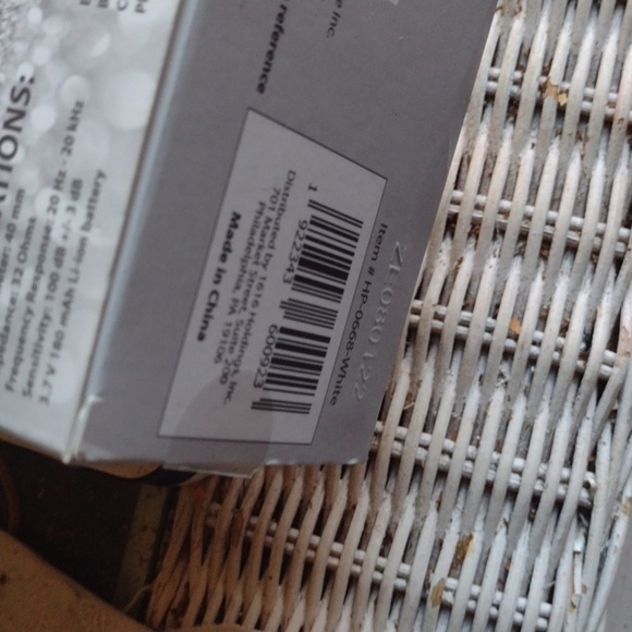 Bass Jaxx Bling Wireless Headphones - White NWT - Picture 3 of 3